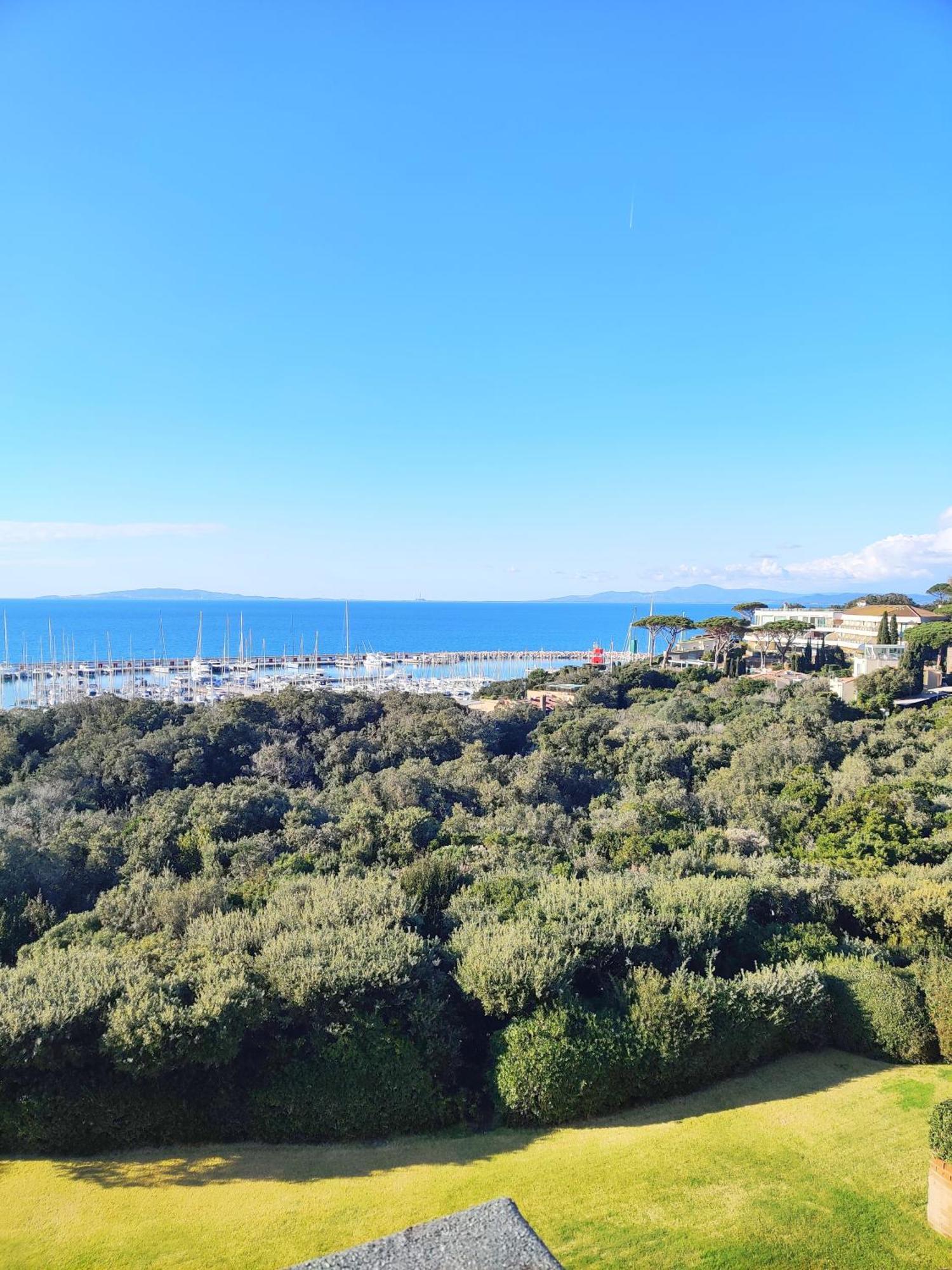 Holiday Homes Marina Apartments Punta Ala Bagian luar foto