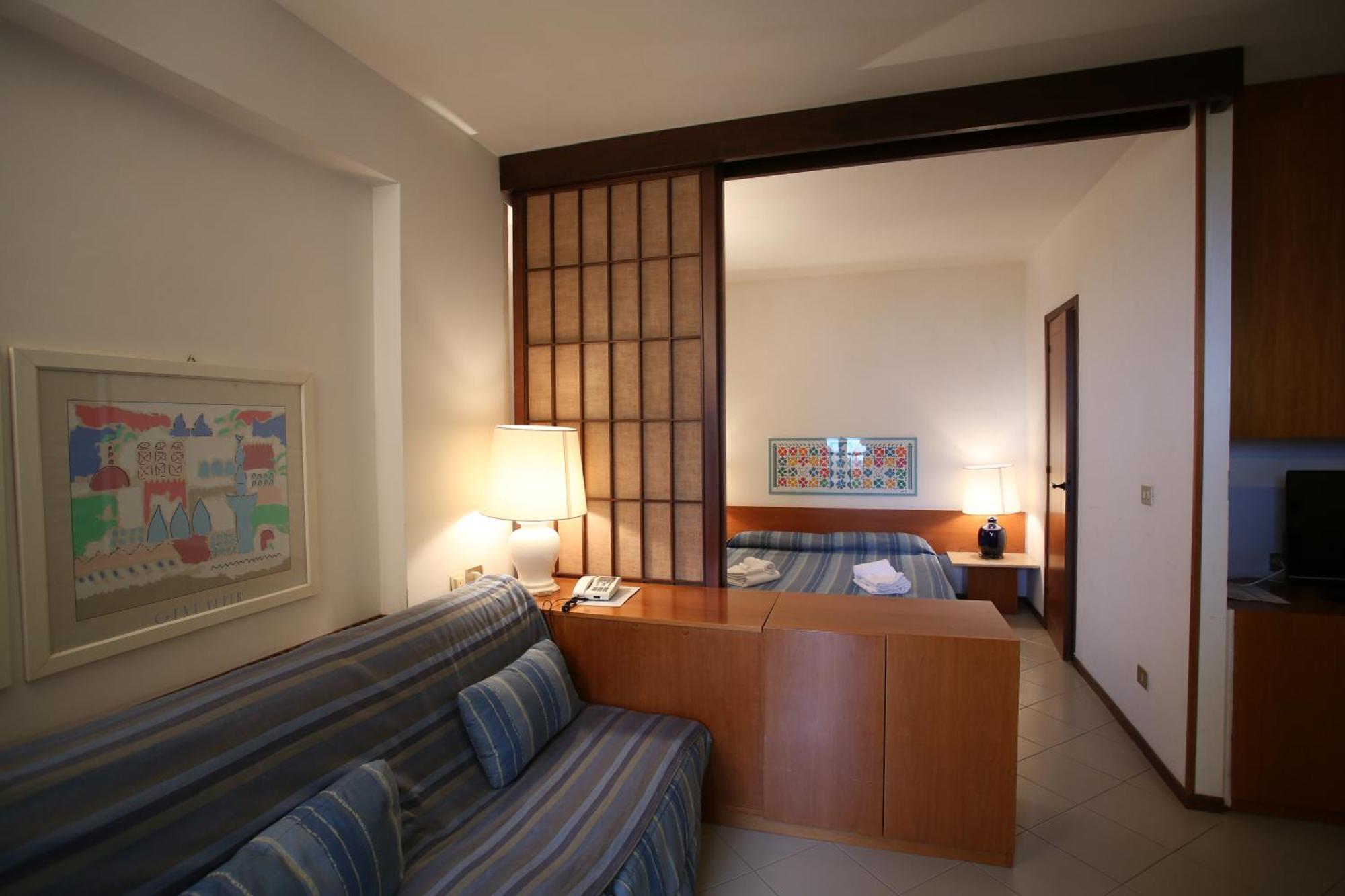 Holiday Homes Marina Apartments Punta Ala Bagian luar foto